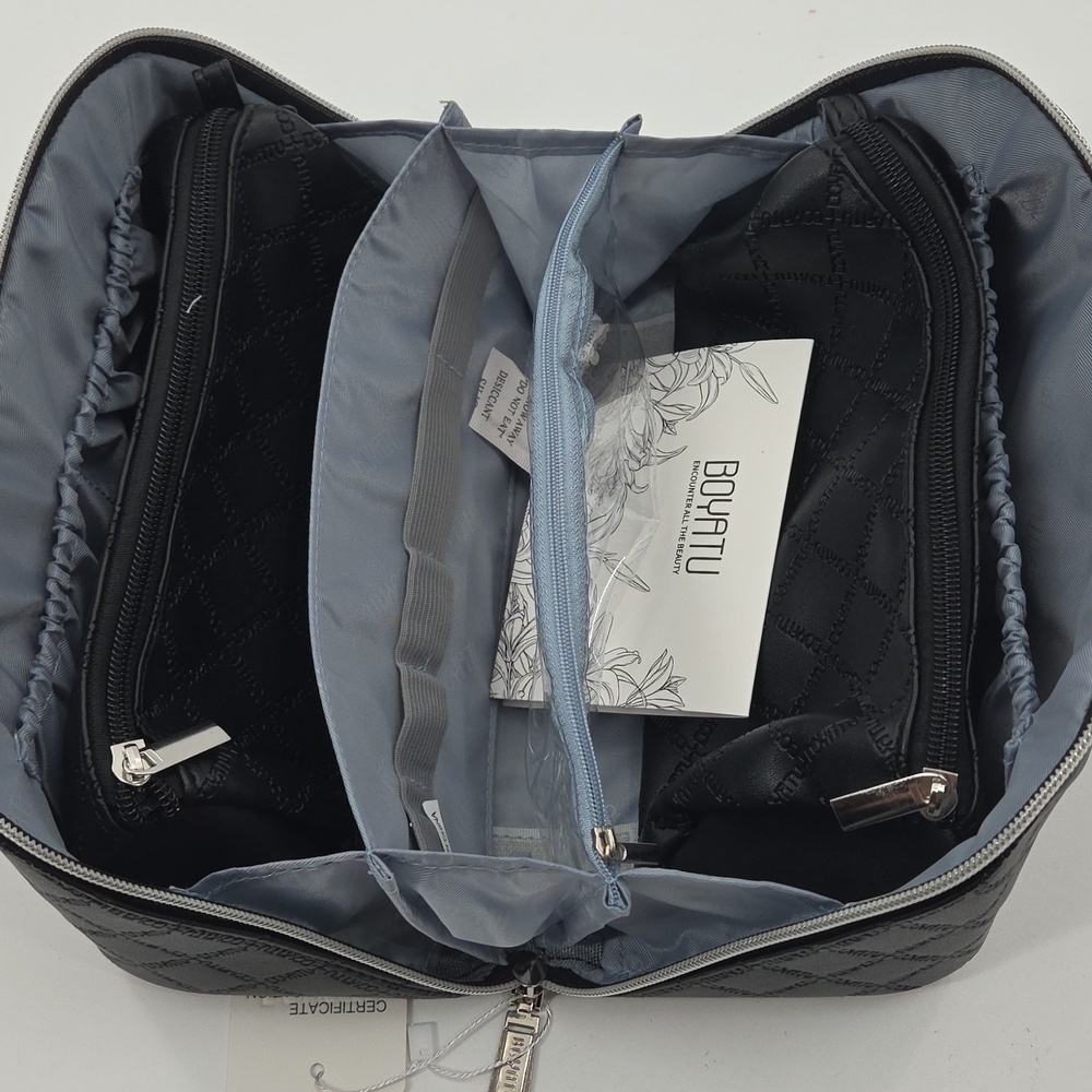 Black Checkered Toiletry Bag With Multiple Compartments - Picture 8 of 16